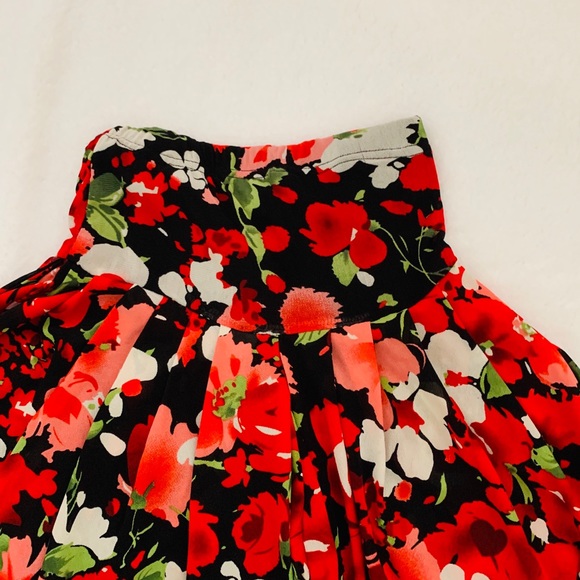 Red Two Piece Pants Set - Picture 8 of 9